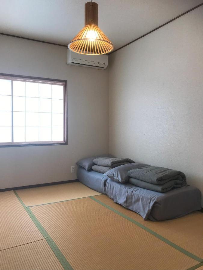 Guesthouse Hakuka Kanazawa Exteriör bild